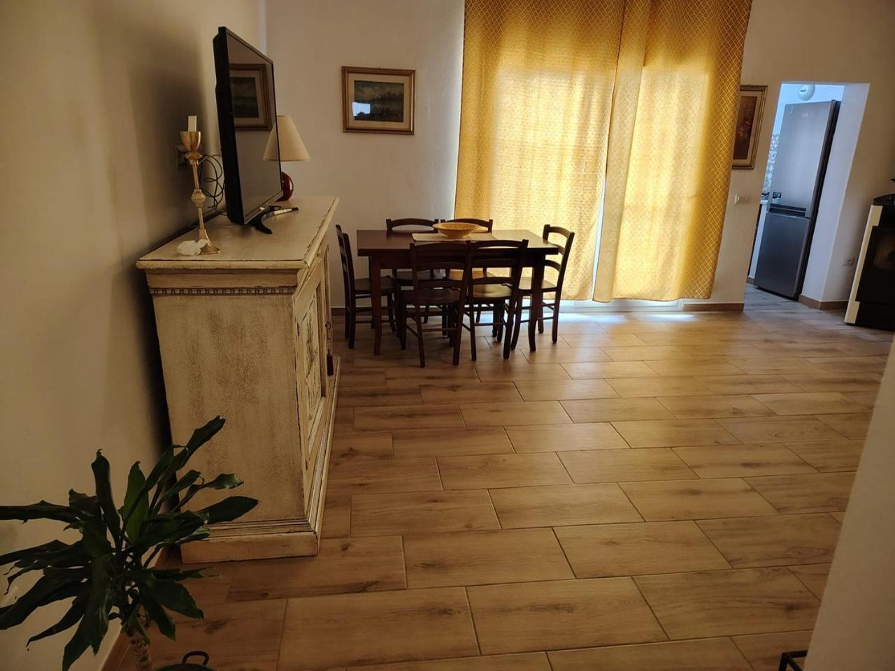 Casa Emma Apartment Cabras Luaran gambar