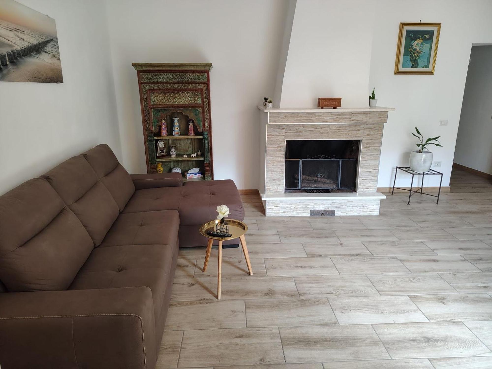 Casa Emma Apartment Cabras Luaran gambar